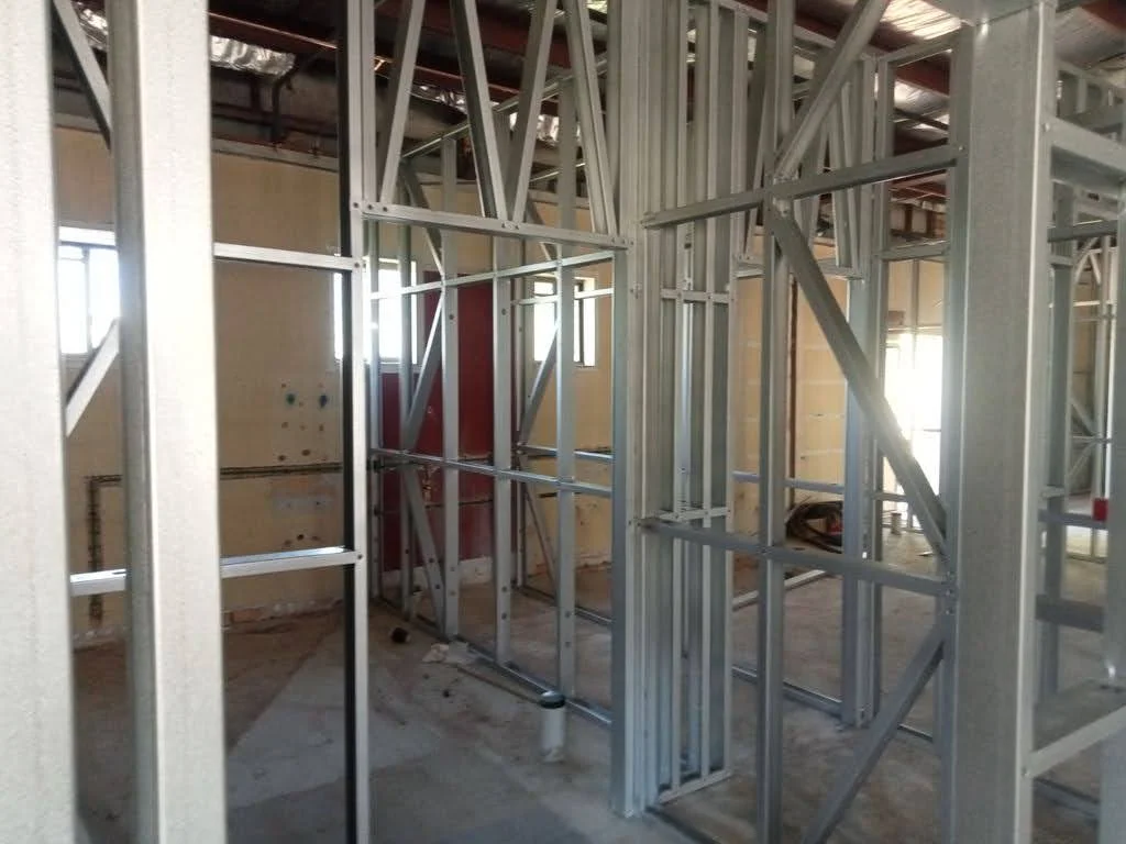 Elmwood Medical Centre_Wall Frames2